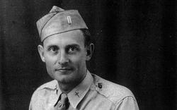 Emil Kapaun - kněz s černou páskou přes oko (+ 23. 5. 1951) Emil Kapaun - kněz s černou páskou přes oko (+ 23. 5. 1951)