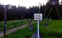 komunismus, ostnaté dráty / -LuZuCe- komunismus, ostnaté dráty / -LuZuCe-