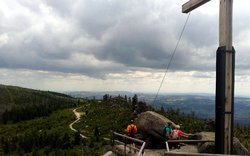 cesta, kříž / foto LuZuCe cesta, kříž / foto LuZuCe