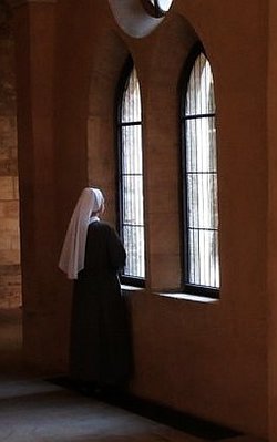 Jeptiška mezi prostitutkami / pořad k poslechu Jeptiška mezi prostitutkami / pořad k poslechu