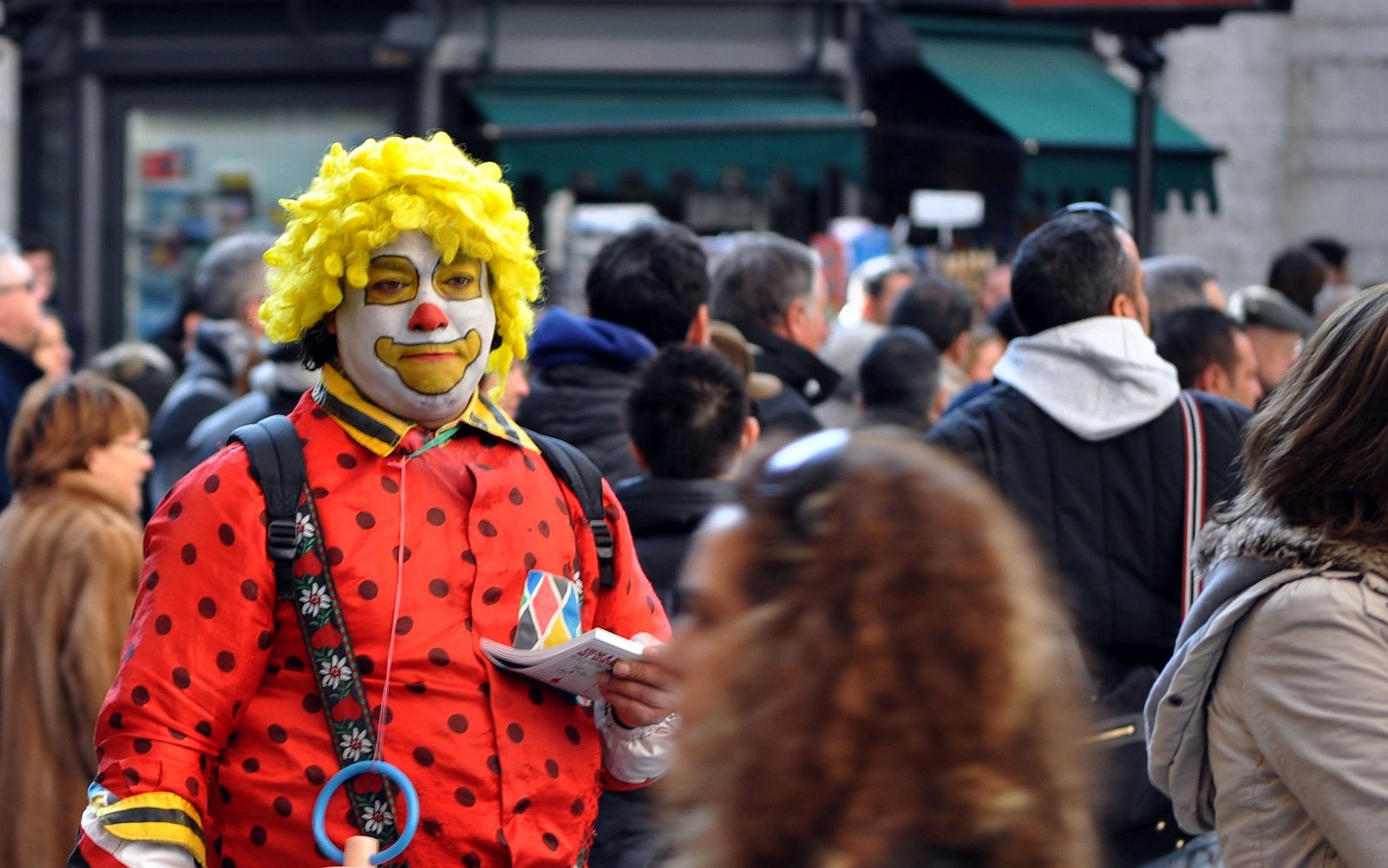 klaun, ulice, dav / foto -ima-