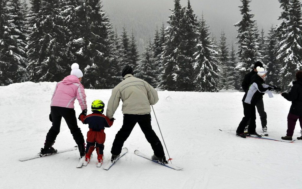 rodina, manželé, dítě, sjezdovka, lyže, sníh / -ima-