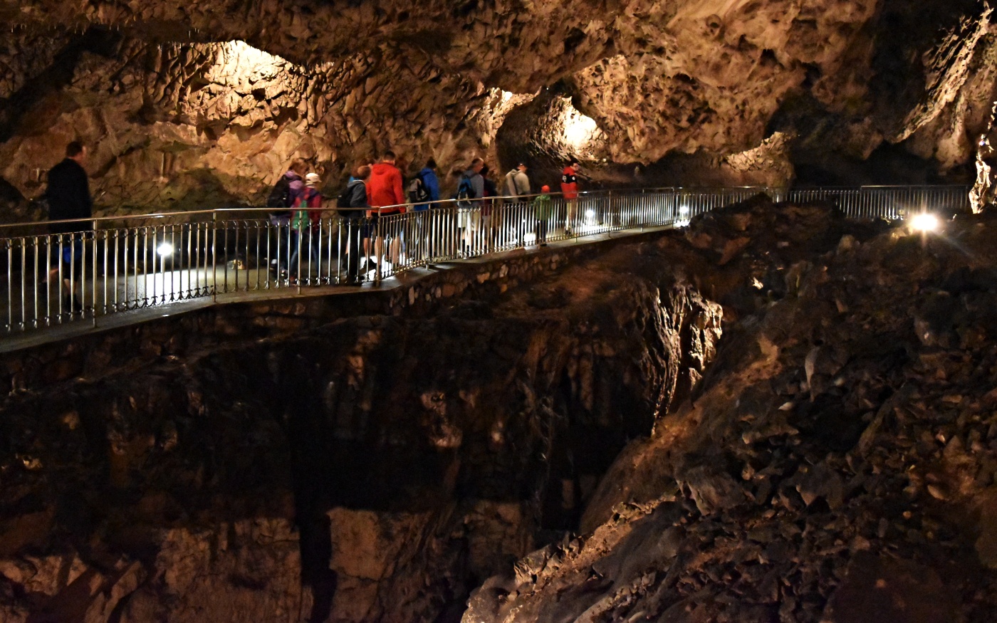 most, tunel, jeskyně, tma, světlo, lidé, člověk