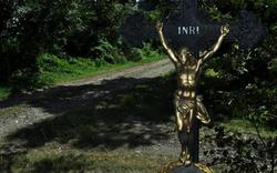 Kříž: Bůh se činí zranitelným